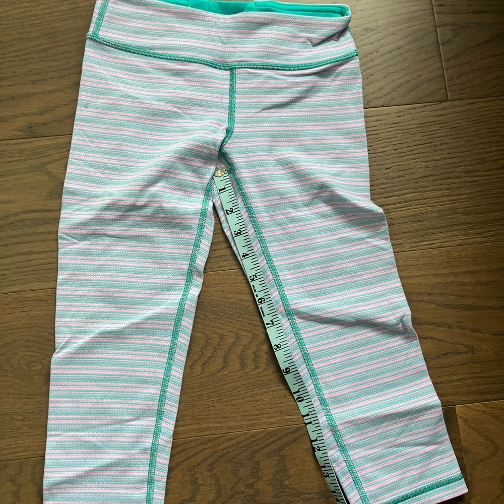 Ivivva Rhythmic Crops - Picture 3 of 3